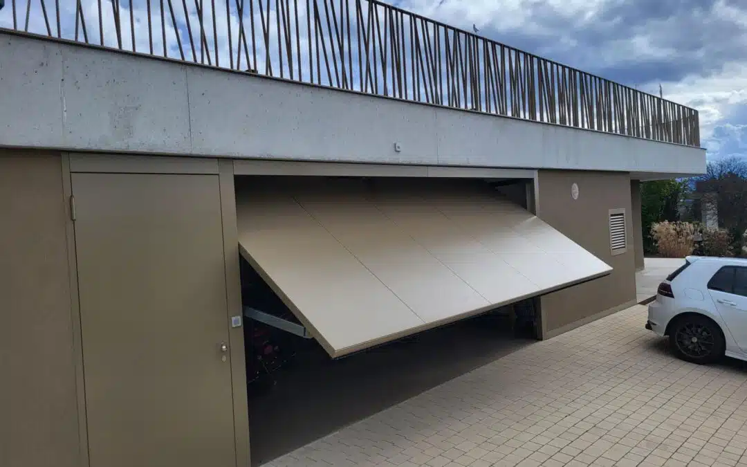 Bündiger Fronton
