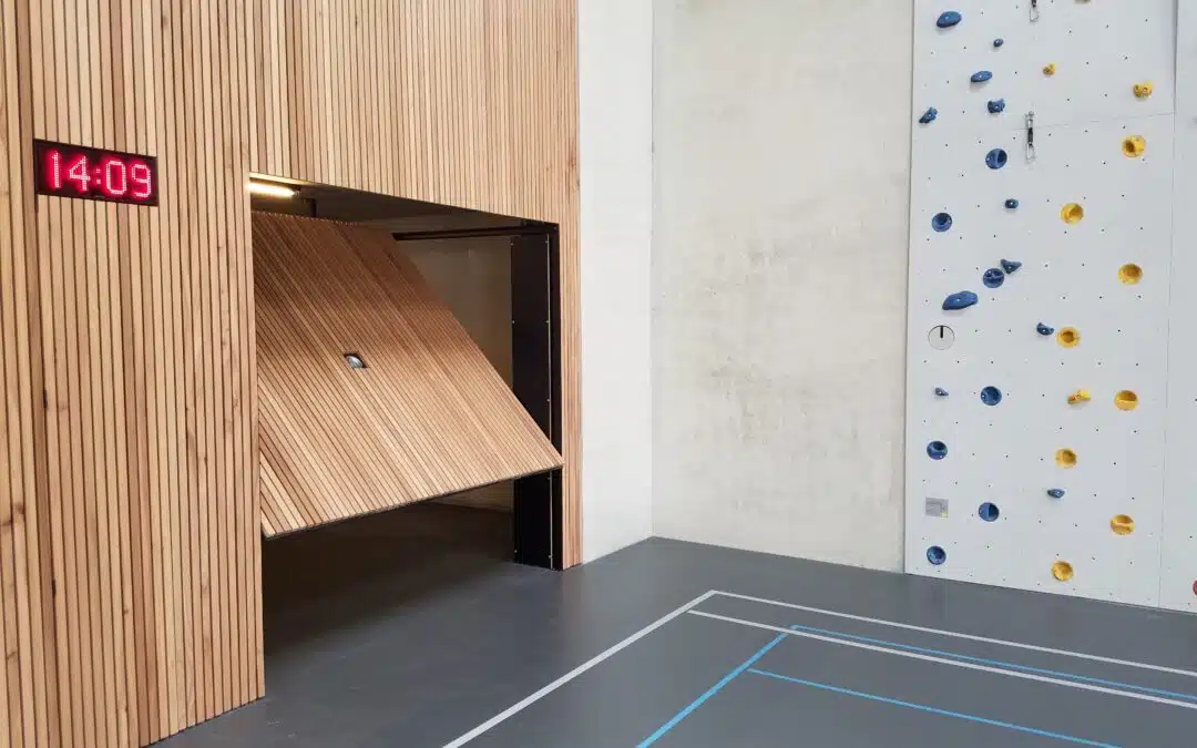Türe für Sporthalle EFSM