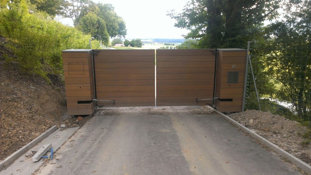 PortailBattantDeportee4 1024x577