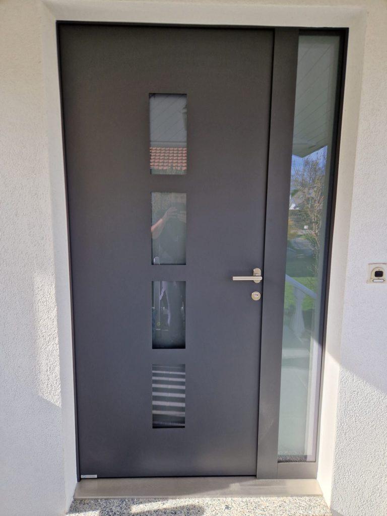 Renovation Porte Entree 1 2 768x1024 1