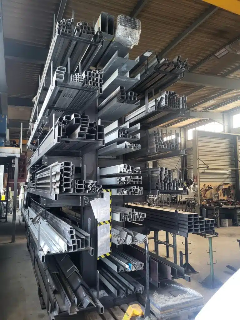 Systeme De Stockage 1 768x1024