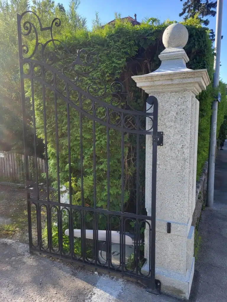 portail ancien